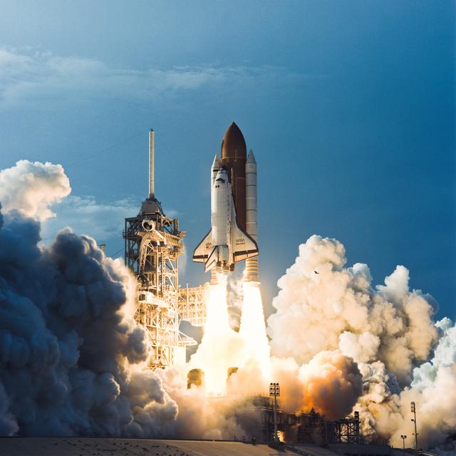 NASA image: STS-64 launch view