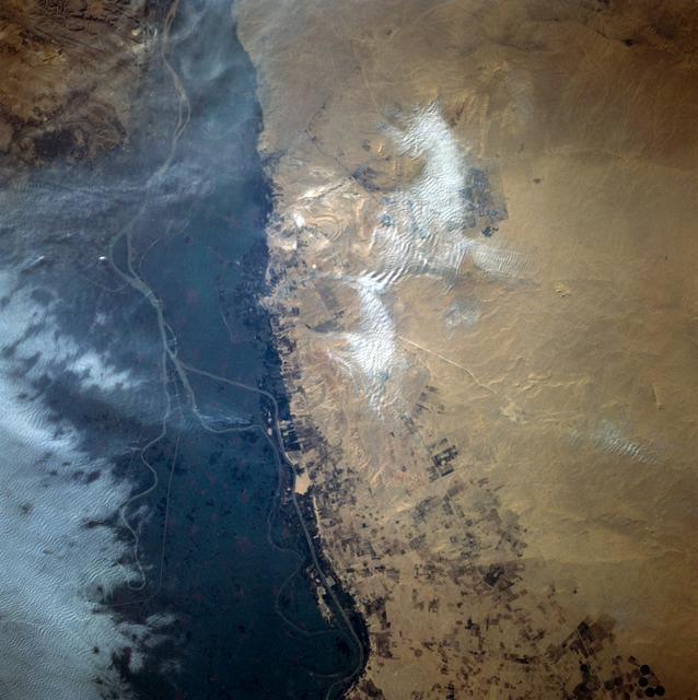 NASA image: Cairo, Egypt/Nile River viewed from STS-66 Atlantis