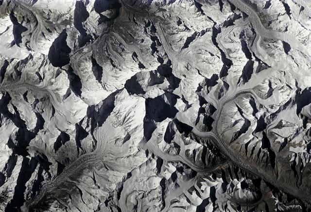 NASA image: Mt. Everest as seen from STS-66 shuttle Atlantis