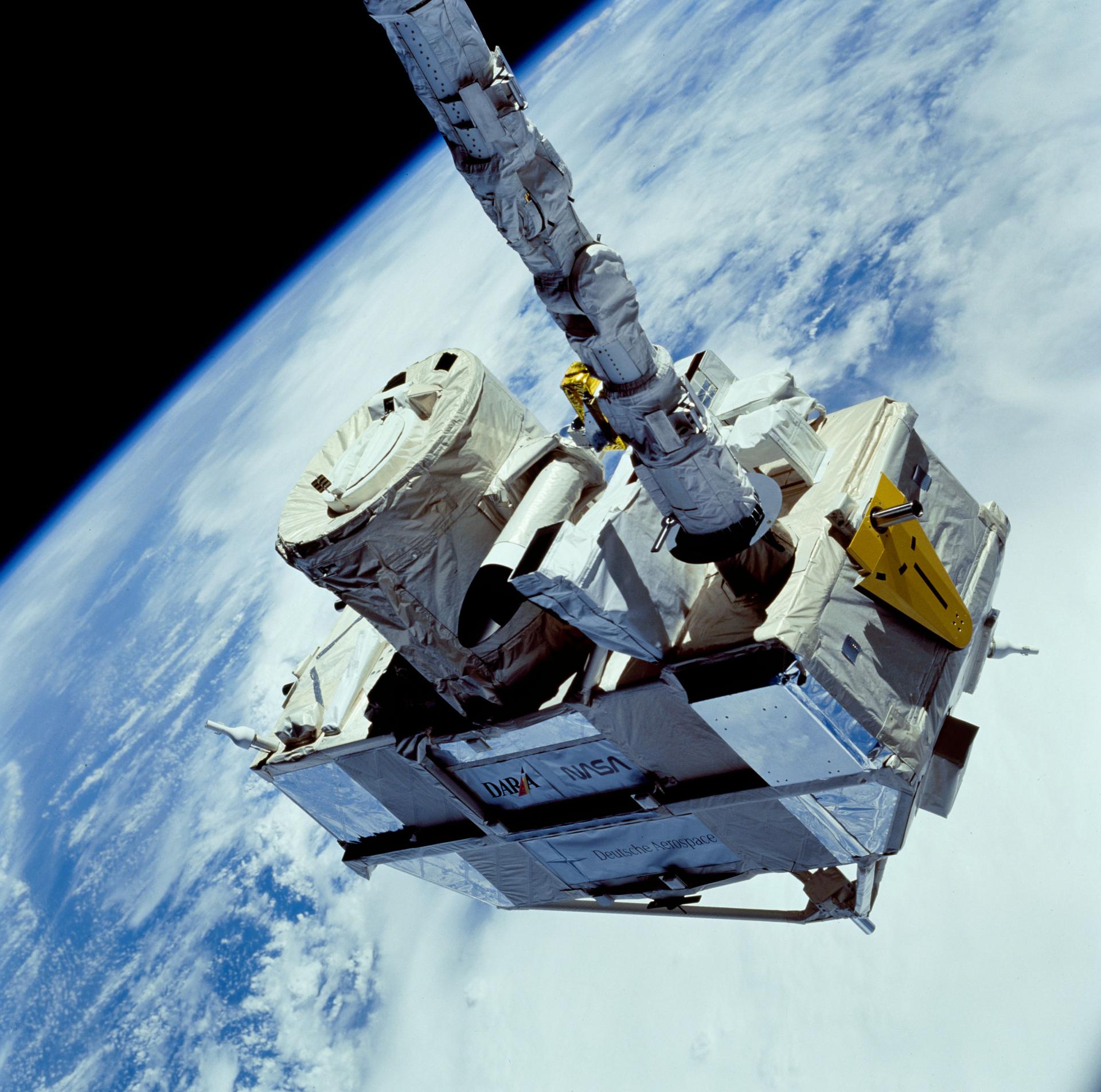 CRISTA-SPAS payload on the STS-66 shuttle Atlantis RMS arm