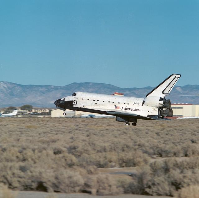 NASA image: STS-66 landing at Edwards Air Force Base
