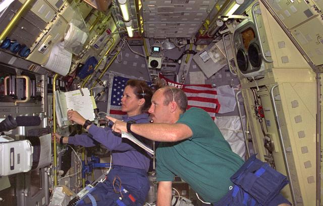 NASA image: DPM, Payload Commander Kathy Thornton and Commander Ken Bowersox in Spacelab