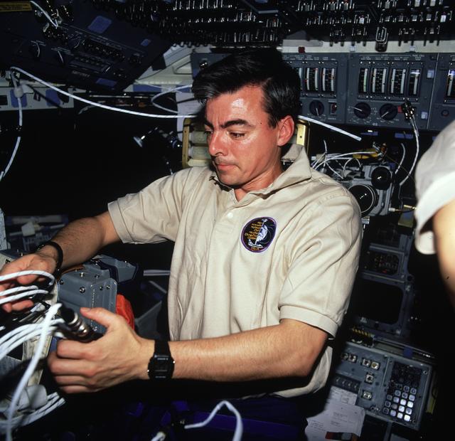 NASA image: Astronaut Allen prepares for interview