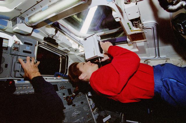 NASA image: Rendezvous ops and DTO 840 conducted in flight deck