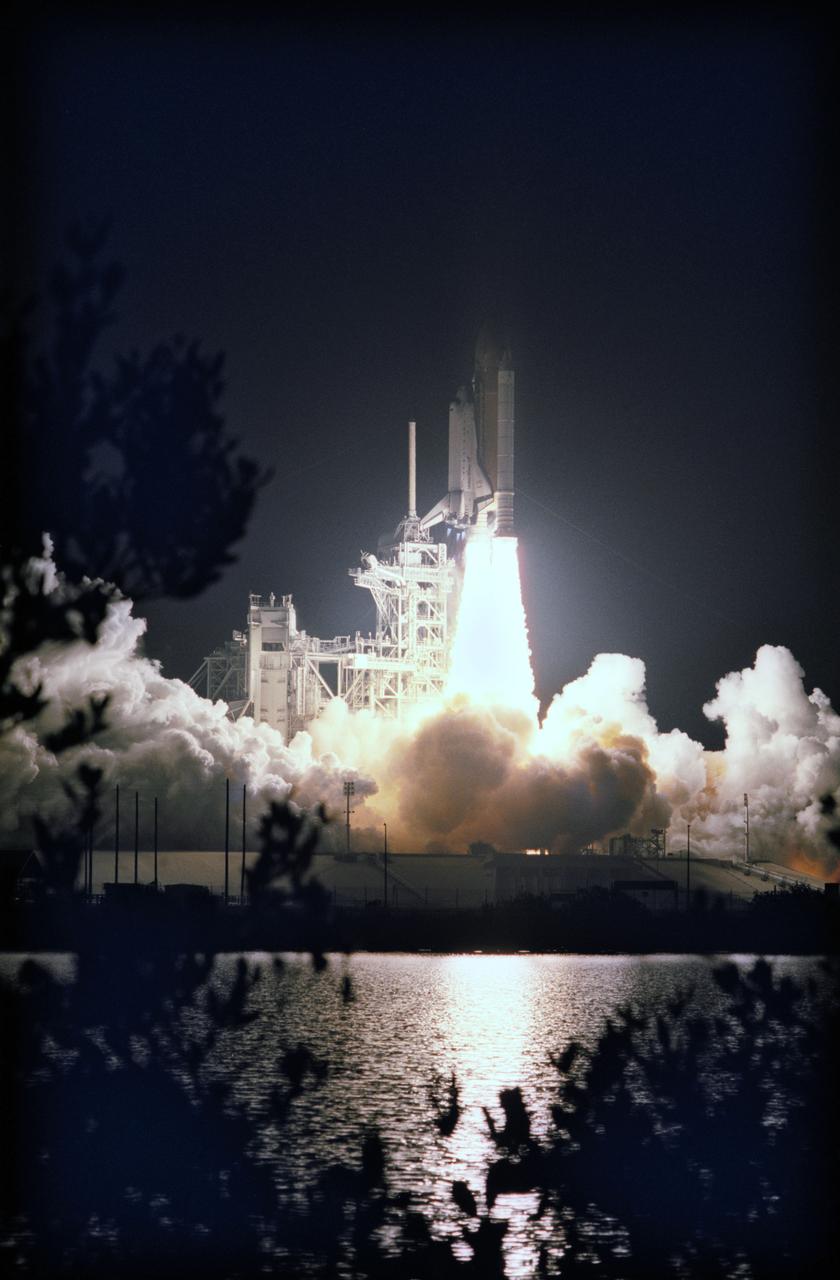 STS084-S-009 (15 May 1997) --- The Space Shuttle Atlantis brightens up the early morning sky at Kennedy Space Center's (KSC) Launch Complex 39 as it lifts off from Pad A at 4:07:48 a.m. (EDT), May 15, 1997.  Onboard were astronauts Charles J. Precourt, Eileen M. Collins, Jean-Fran?ois Clervoy, C. Michael Foale, Carlos I. Noriega, Edward T. Lu and cosmonaut Elena V. Kondakova.  Clervoy represents the European Space Agency (ESA) and Kondakova is with the Russian Space Agency (RSA).