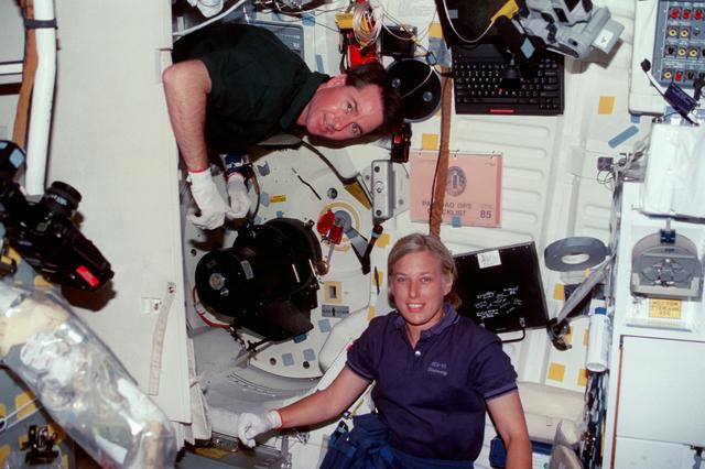 NASA image: SWUIS - documentation of experiment in middeck