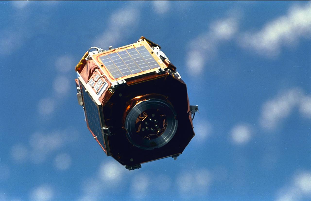 STS088-354-031   (14 Dec. 1998) --- Toward the STS-88 mission's end, the astronauts deployed a small 590-pound satellite called SAC-A for the Argentinean National Committee of Space Activities.  Equipped with five technology experiments, SAC-A was ejected from a canister in Endeavour's cargo bay at 10:31 p.m. (CST) as the satellite flew over the northern Indian Ocean.  The satellite is expected to remain in orbit from five to nine months sending back data to Argentine researchers on Earth.