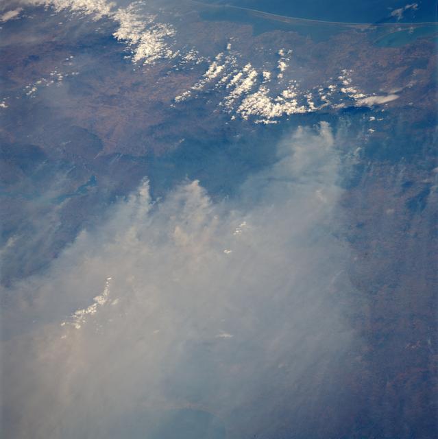 NASA image: Earth observations taken from shuttle Discovery during STS-91 mission