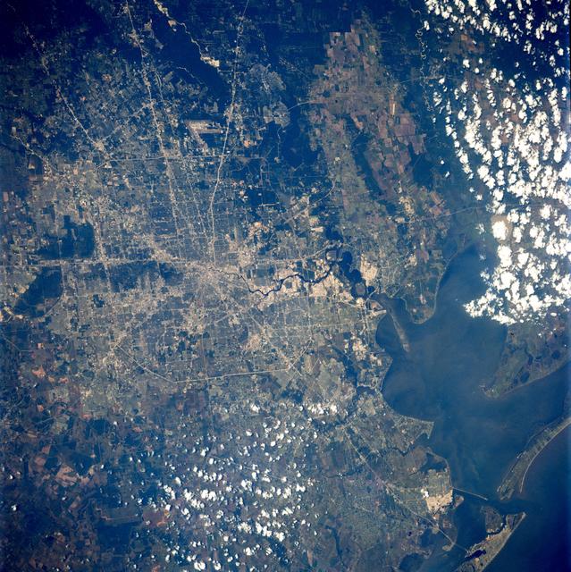 NASA image: Earth observations taken from orbiter Discovery during STS-91 mission