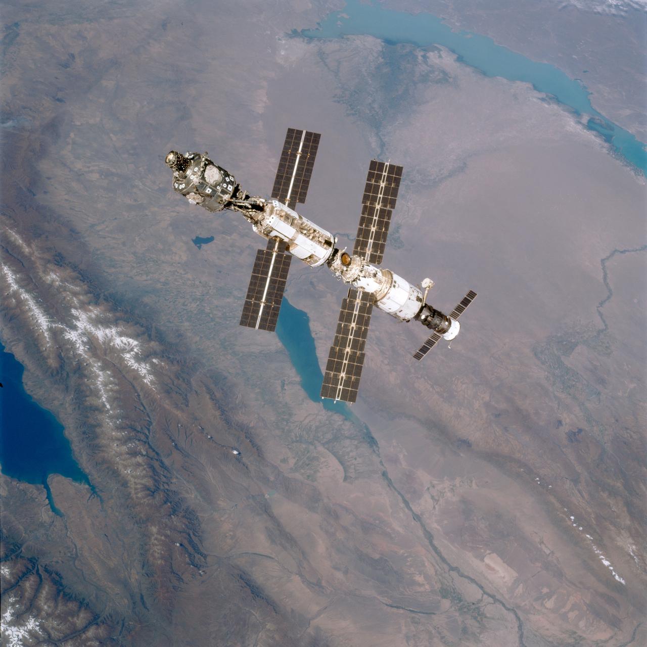 STS106-712-064 (8-20 September 2000) --- The International Space Station over Lake Balkhash, as photographed during a fly-around by the Space Shuttle Atlantis. Lake Issyk-Kul is in upper left.