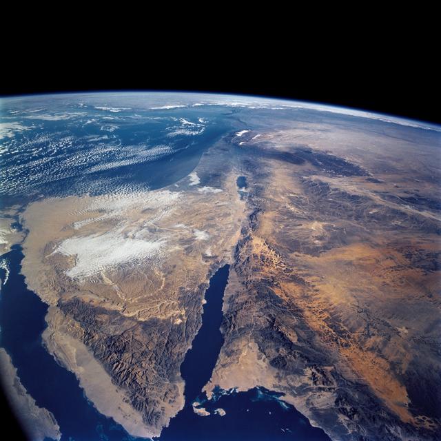 NASA image: Sinai peninsula taken by the STS-109 crew