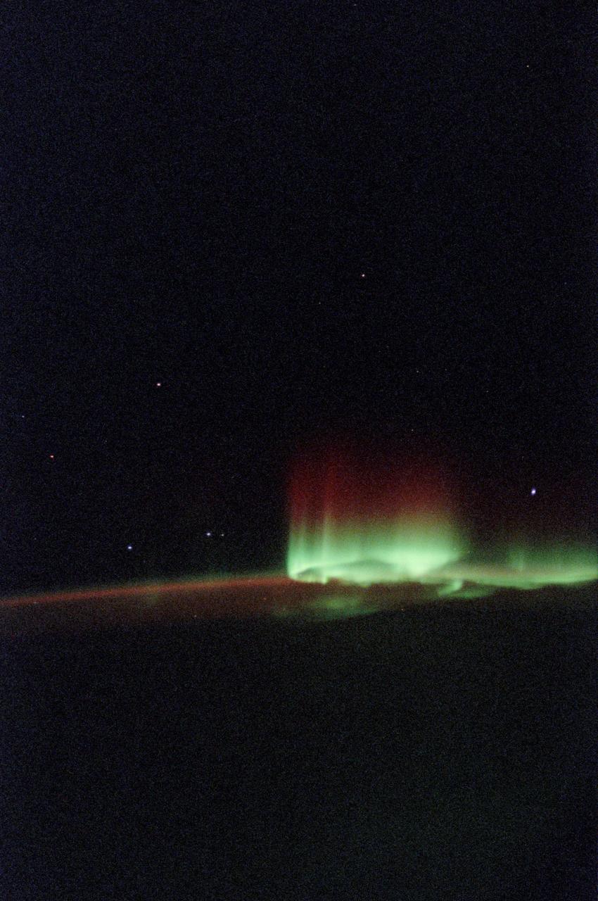 STS111-362-036 (5-19 June 2002) --- This view featuring the Aurora Australis or “southern lights” was photographed by the STS-111 crew members aboard the Space Shuttle Endeavour. When this photograph was taken, the shuttle was in a position south of Australia. The Gateway to Astronaut Photography of Earth (link to http://eol.jsc.nasa.gov/sseop/) provides searchable access to other photographs of Earth taken by astronauts.