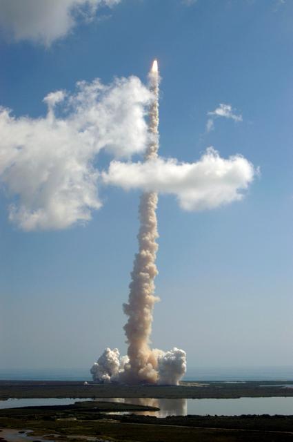 NASA image: STS-114 launch at KSC