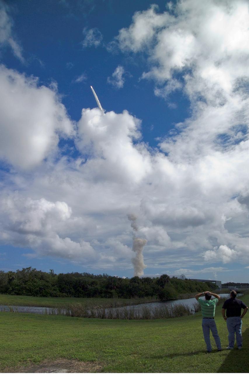 STS120-S-014 (23 Oct. 2007) --- The Space Shuttle Discovery and its seven-member STS-120 crew head toward Earth-orbit and a scheduled link-up with the International Space Station. Liftoff from Kennedy Space Center's launch pad 39A occurred at 11:38:19 a.m. (EDT). Onboard are astronauts Pam Melroy, commander; George Zamka, pilot; Scott Parazynski, Stephanie Wilson, Doug Wheelock, European Space Agency's (ESA) Paolo Nespoli and Daniel Tani, all mission specialists. Discovery will link up with the station on Thursday, Oct. 25, to begin a joint mission to continue construction by delivering the Italian-built U.S. Node 2, called Harmony. During the 14-day mission, the crew will install Harmony and move the P6 solar arrays to their permanent position and deploy them.