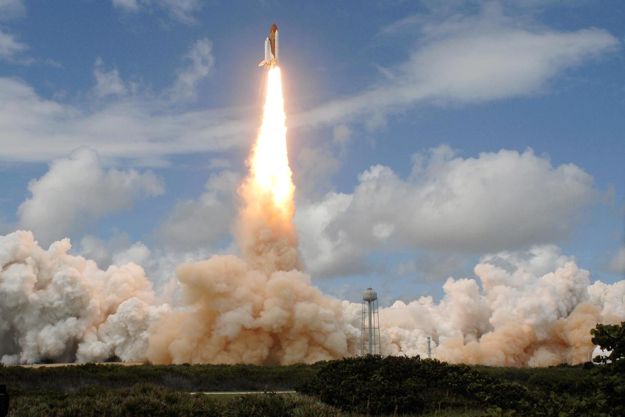 STS120-S-018 (23 Oct. 2007) --- The Space Shuttle Discovery and its seven-member STS-120 crew head toward Earth-orbit and a scheduled link-up with the International Space Station. Liftoff from Kennedy Space Center's launch pad 39A occurred at 11:38:19 a.m. (EDT). Onboard are astronauts Pam Melroy, commander; George Zamka, pilot; Scott Parazynski, Stephanie Wilson, Doug Wheelock, European Space Agency's (ESA) Paolo Nespoli and Daniel Tani, all mission specialists. Discovery will link up with the station on Thursday, Oct. 25, to begin a joint mission to continue construction by delivering the Italian-built U.S. Node 2, called Harmony. During the 14-day mission, the crew will install Harmony and move the P6 solar arrays to their permanent position and deploy them.