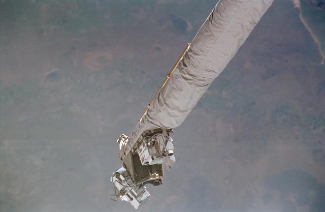 NASA image: View of the OBSS taken during STS-121