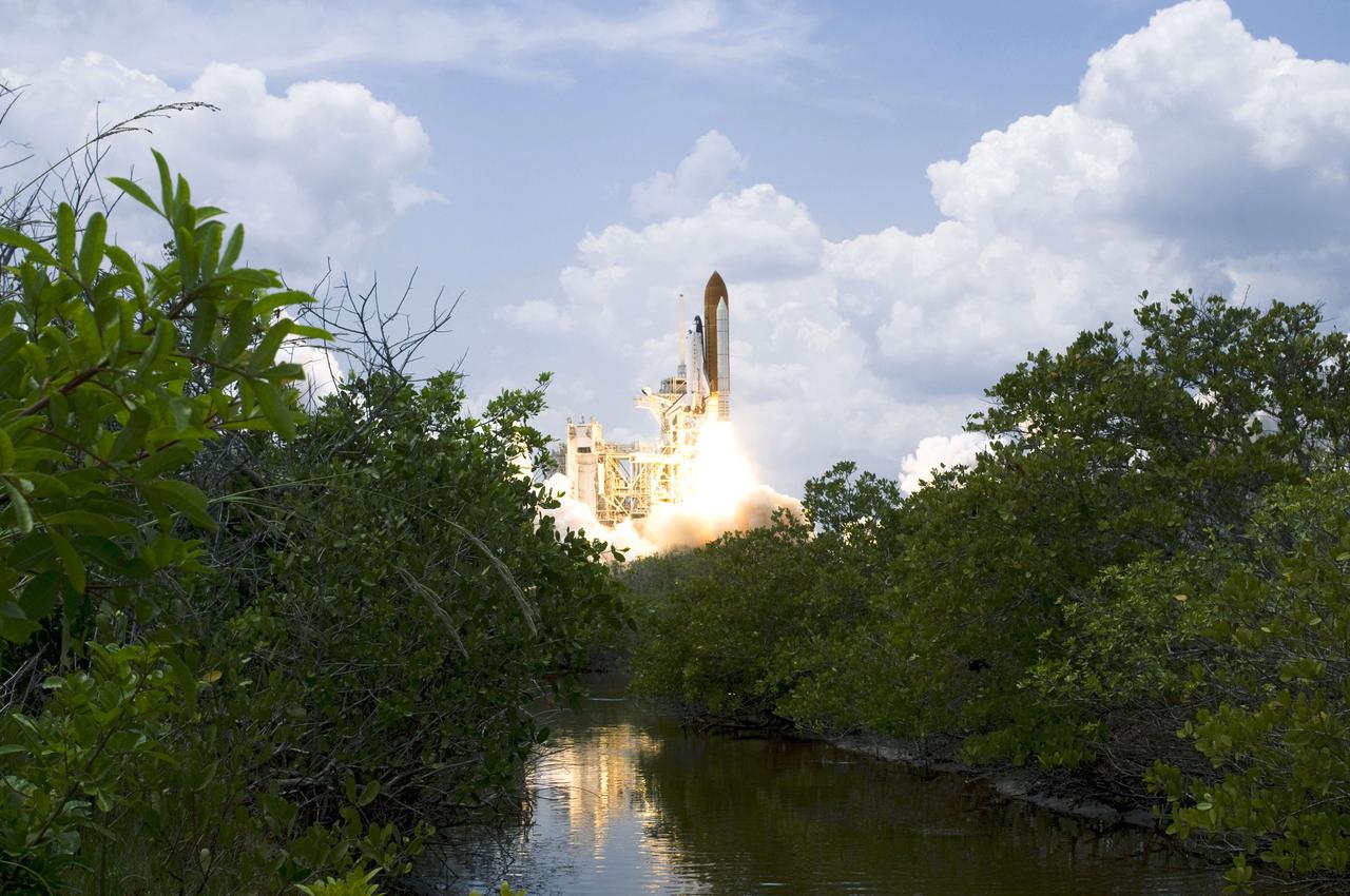 STS125-S-022 (11 May 2009) --- Space Shuttle Atlantis and its seven-member STS-125 crew head toward Earth orbit and rendezvous with NASA?s Hubble Space Telescope. Liftoff was on time at 2:01 p.m. (EDT) on May 11, 2009 from launch pad 39A at NASA's Kennedy Space Center. Onboard are astronauts Scott Altman, commander; Gregory C. Johnson, pilot; Michael Good, Megan McArthur, John Grunsfeld, Mike Massimino and Andrew Feustel, all mission specialists. Atlantis' 11-day flight will include five spacewalks to refurbish and upgrade the telescope with state-of-the-art science instruments that will expand Hubble's capabilities and extend its operational lifespan through at least 2014. The payload includes Wide Field Camera 3, fine guidance sensor and the Cosmic Origins Spectrograph.