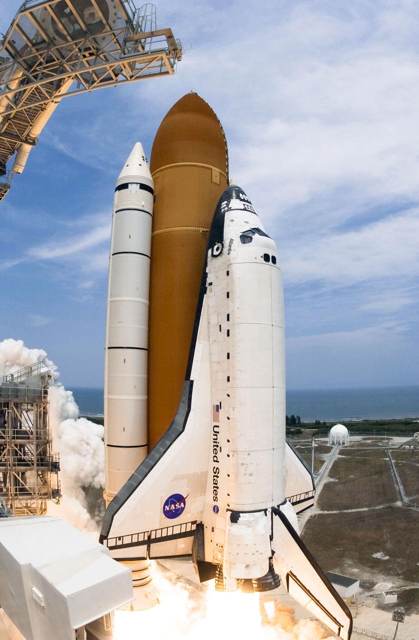 STS125-S-044 (11 May 2009) --- Space Shuttle Atlantis and its seven-member STS-125 crew head toward Earth orbit and rendezvous with NASA?s Hubble Space Telescope. Liftoff was on time at 2:01 p.m. (EDT) on May 11, 2009 from launch pad 39A at NASA's Kennedy Space Center. Onboard are astronauts Scott Altman, commander; Gregory C. Johnson, pilot; Michael Good, Megan McArthur, John Grunsfeld, Mike Massimino and Andrew Feustel, all mission specialists. Atlantis' 11-day flight will include five spacewalks to refurbish and upgrade the telescope with state-of-the-art science instruments that will expand Hubble's capabilities and extend its operational lifespan through at least 2014. The payload includes Wide Field Camera 3, fine guidance sensor and the Cosmic Origins Spectrograph.