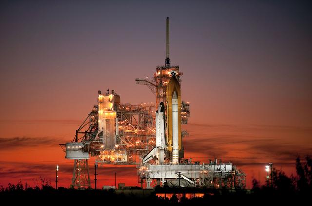 NASA image: STS-129 Shuttle Atlantis On Pad 39a