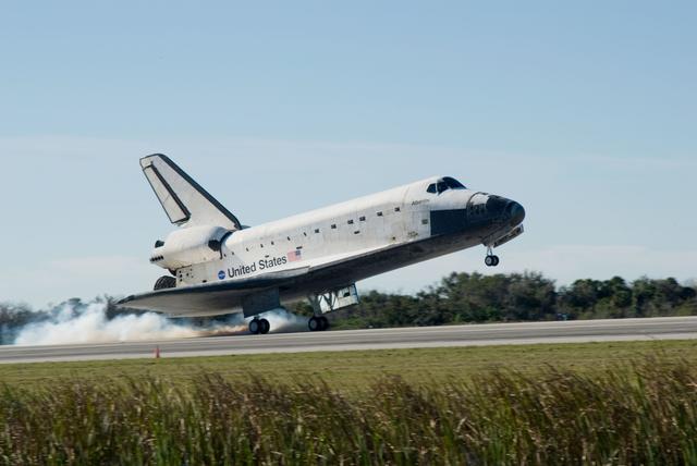 NASA image: Space Shuttle Atlantis Landing / STS-129 Mission