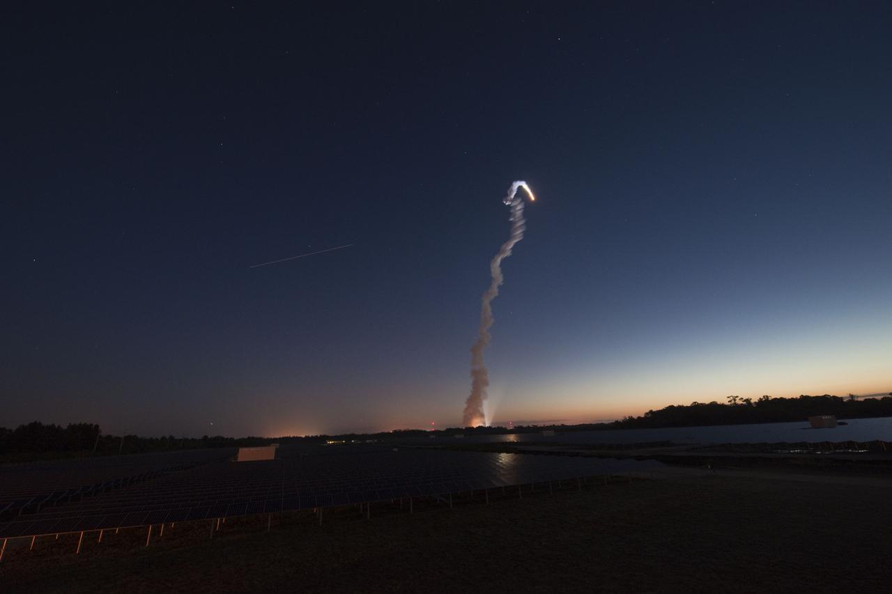 STS131-S-077 (5 April 2010) --- Space shuttle Discovery and its seven-member STS-131 crew head toward Earth orbit and rendezvous with the International Space Station. Liftoff was at 6:21 a.m. (EDT) on April 5, 2010, from launch pad 39A at NASA's Kennedy Space Center. Onboard are NASA astronauts Alan Poindexter, commander; James P. Dutton Jr., pilot; Rick Mastracchio, Dorothy Metcalf-Lindenburger, Stephanie Wilson and Clayton Anderson; along with Japan Aerospace Exploration Agency (JAXA) astronaut Naoko Yamazaki, all mission specialists. The crew will deliver the multi-purpose logistics module Leonardo, filled with supplies, a new crew sleeping quarters and science racks that will be transferred to the International Space Station's laboratories. The crew also will switch out a gyroscope on the station’s truss structure, install a spare ammonia storage tank and retrieve a Japanese experiment from the station’s exterior. STS-131 is the 33rd shuttle mission to the station and the 131st shuttle mission overall.