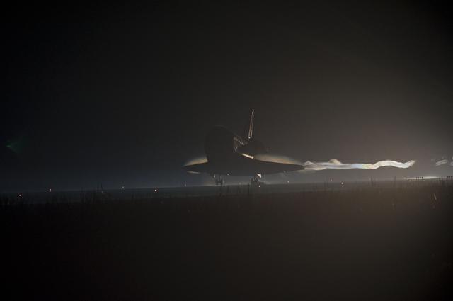 NASA image: The Final Landing of STS-135 Atlantis