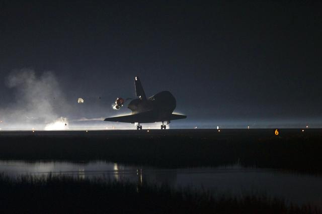 NASA image: The Final Landing of STS-135 Atlantis