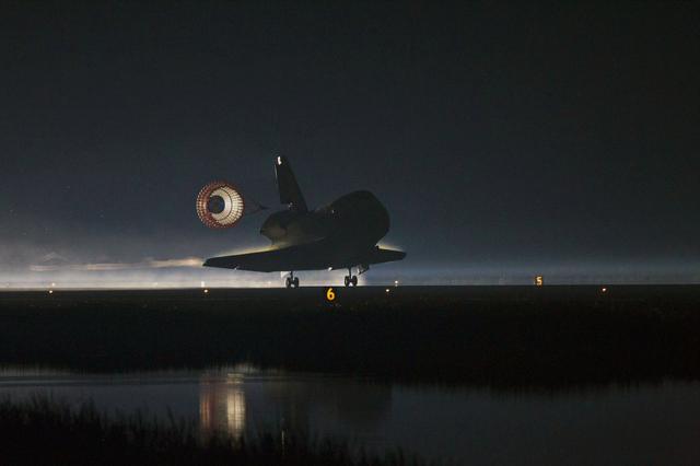 NASA image: The Final Landing of STS-135 Atlantis