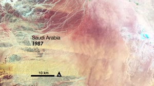 Pivot Irrigation in Saudi Arabia
