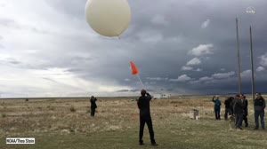 Warm Winter Air Makes for a Small Ozone Hole