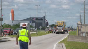 Engine Vertical Installer Arrival for SLS
