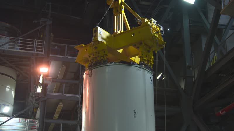 SLS Booster Pathfinder Stacking