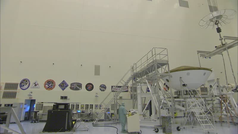 Mars 2020 Lift Activities in PHSF