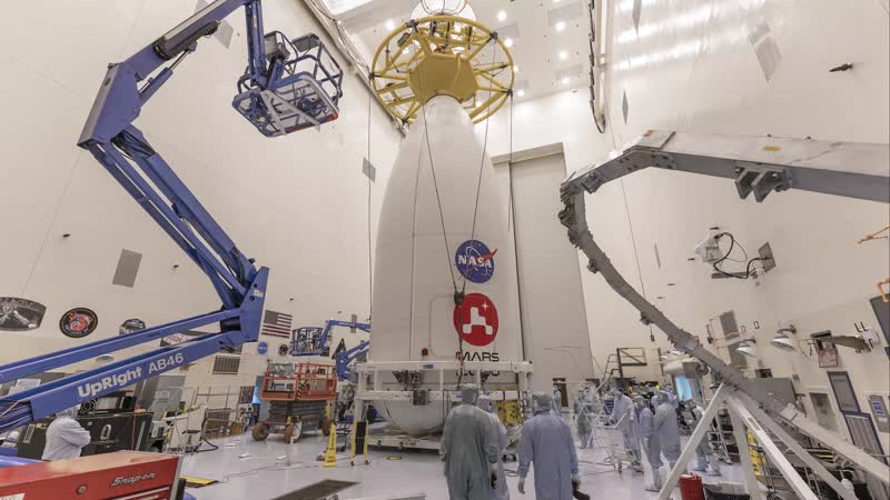 Mars 2020 SC/PLF Lift to Transporter