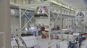 Artemis I Spacecraft Adapter Cone Install