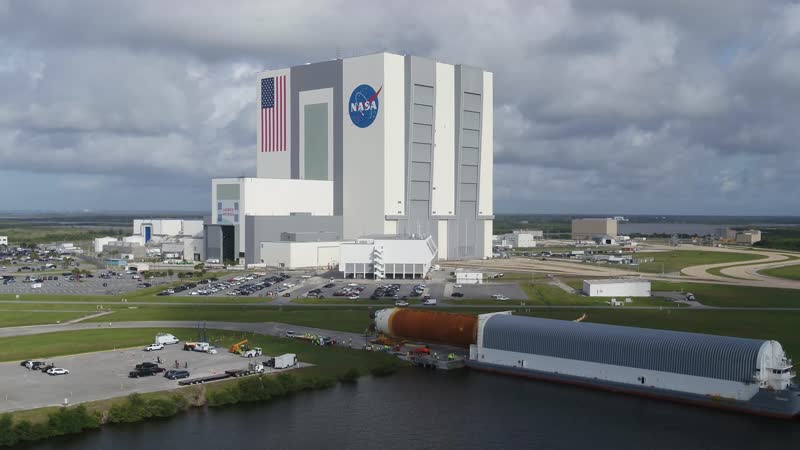 Artemis I Core Stage Offload to VAB - DRONE
