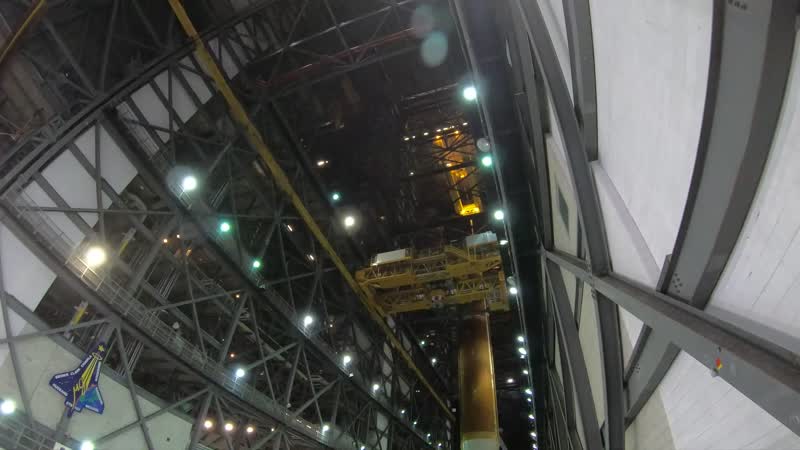 Artemis I SLS Core Stage Lift Ops - TIMELAPSE