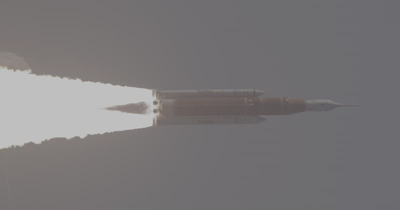 Artemis II Launch - UCS-15 D2 High Speed Tracker