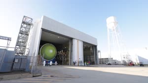 Artemis III Liquid Hydrogen Tank Prepares for Thermal Protection System Application