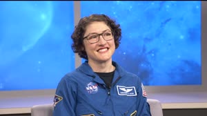 iss061m260432035_2020_0212_Christina_Koch_Post-Flight_News_Conference