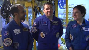 iss061m262661959_Soyuz_rollout_and_interviews_2019_0923