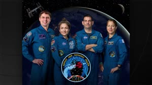 STATION CREW MEMBERS CLOSE DRAGON FREEDOM HATCH